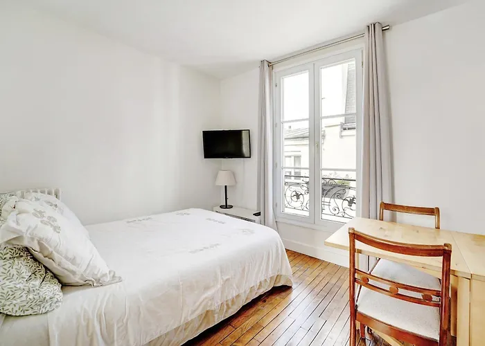 Tour Eiffel - Rue Cler Διαμέρισμα